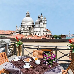  Appartamento Dorsoduro Charme By Wonderful Italy